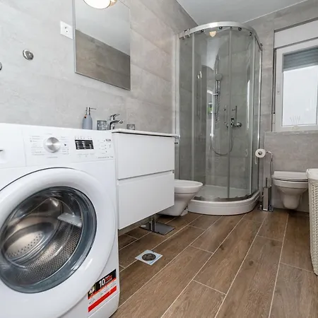 アパート Manuelle ザダル